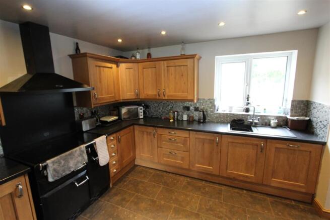 Kitchen #2.JPG