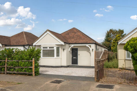 Selsdon Road, New Haw, KT15