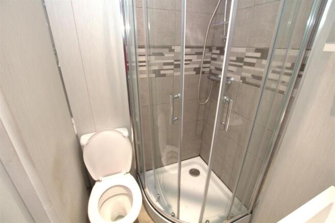 3 bed Terraced to rent Image 11