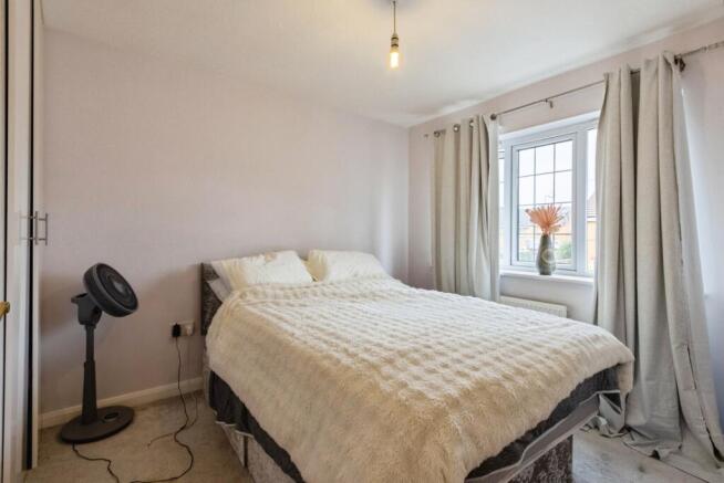 3 bed Semi-Detached for sale Image 9