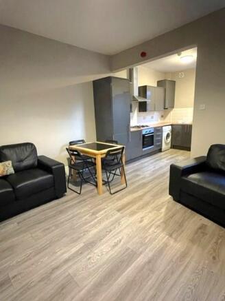 69JR kitchen lounge.jpg