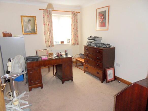 BEDROOM 3