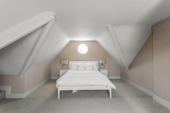 Flat-9-Lyne-House-2.jpg