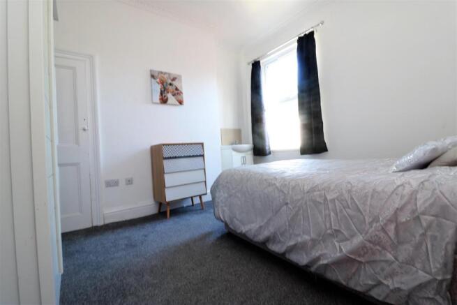 Room 4a.jpg