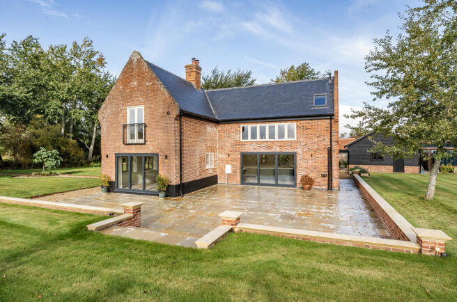 1364360-6-68ed2f9...