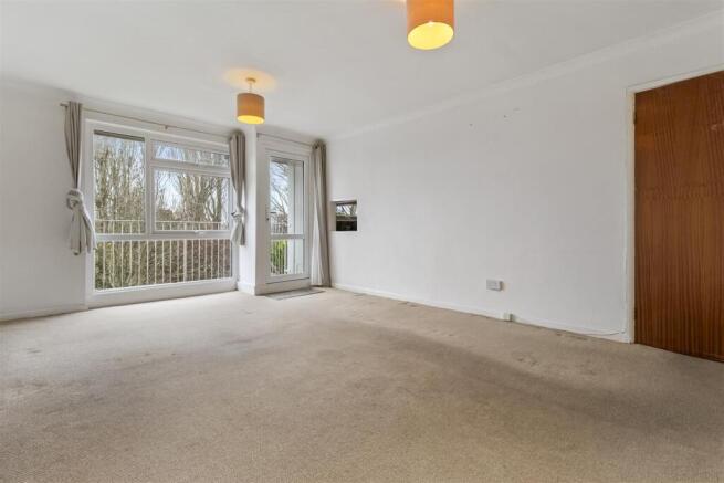 41 Dorchester Gardens-009.JPG