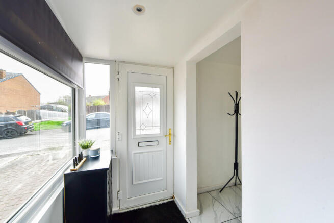 3 bed Terraced for sale Image 9