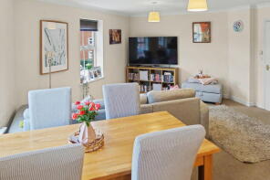 Flat 16, Marlborough House, Newland Road, Banbury OX16 5AF