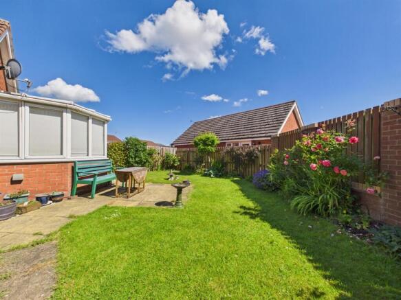 2 bed Bungalow for sale Image 10