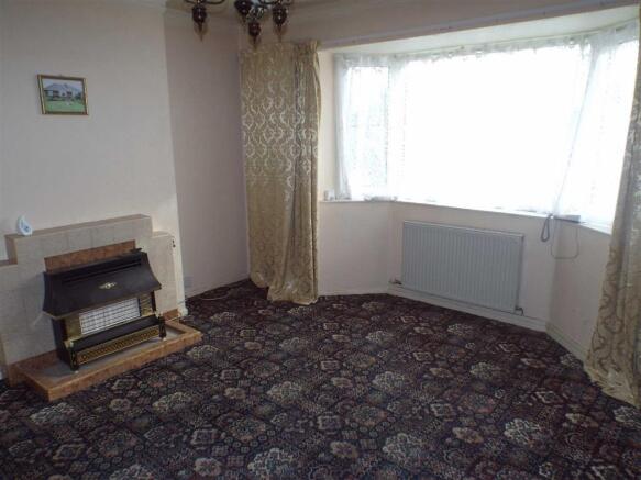 LOUNGE: