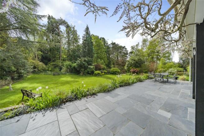 Terrace & Garden