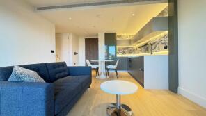 49, Cascade Apartments, Cascade Way, London W12 7SR