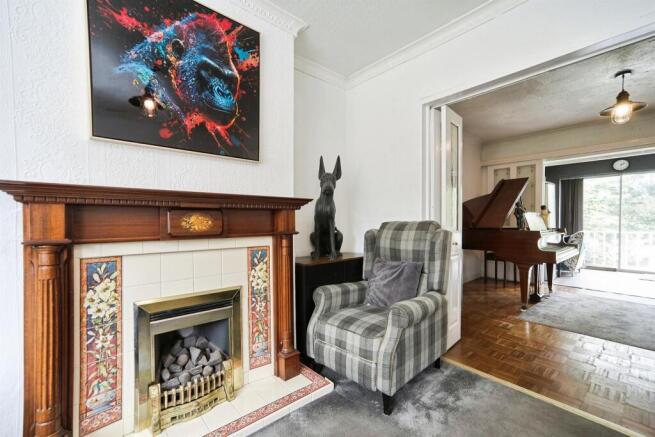 3 bed Semi-Detached for sale Image 5