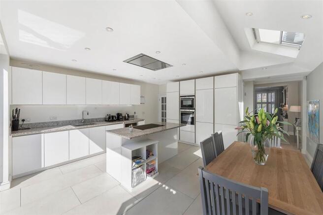 Kitchen/Dining Room