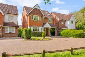 8, Furze Close, Horley RH6 9SL