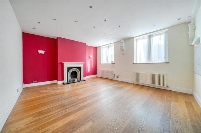 3 bed Detached for sale Image 9