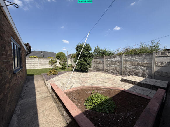 2 bed Bungalow for sale Image 12