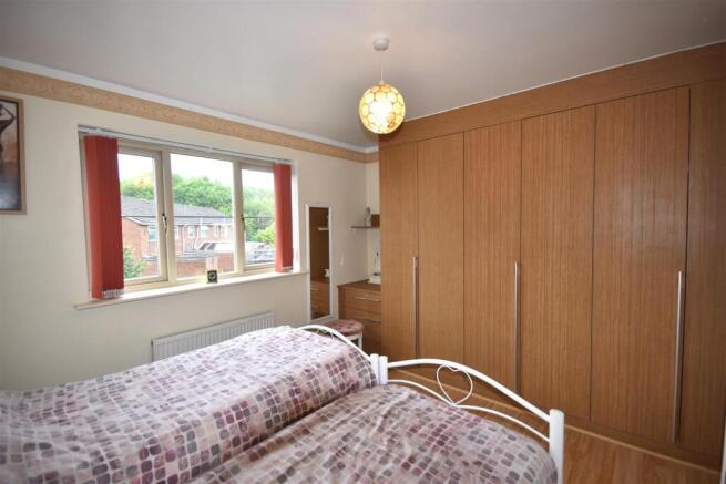 2 bed Semi-Detached for sale Image 7