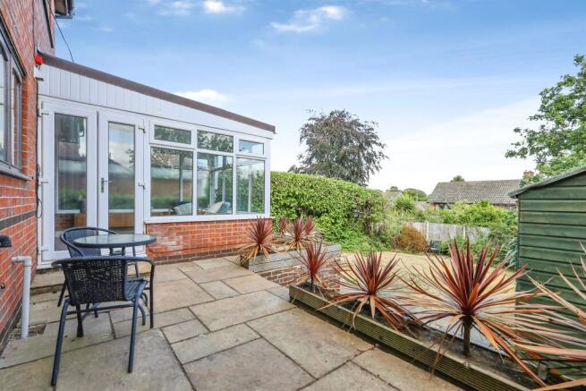 4 bed Detached for sale Image 9