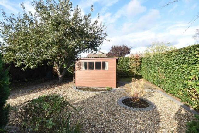 GARDEN SHED