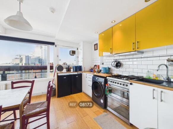 Kitchen / Living area