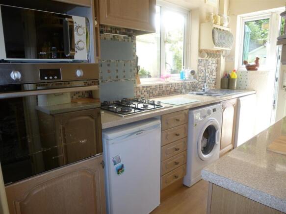 Kitchen.JPG