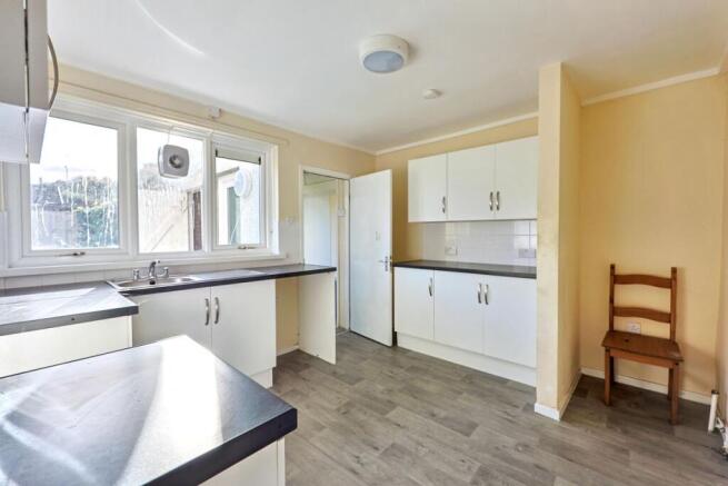 27 Maesglas, Tondu, Bridgend, Mid Glamorgan, CF32 9JZ photo 3