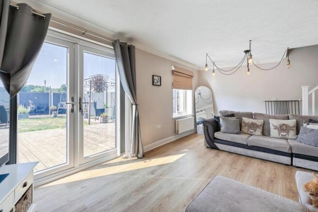 3 bed Detached for sale Image 7