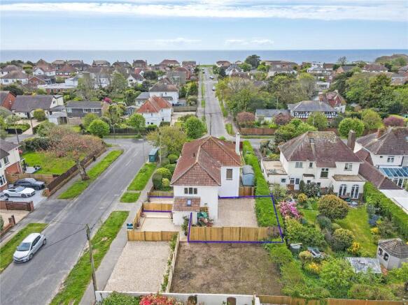 Seaward Avenue, Barton on Sea, New Milton, Hampshire, BH25 photo 3