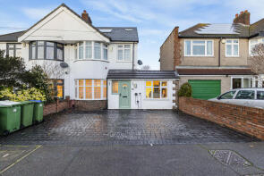 38, Carisbrooke Avenue, Bexley DA5 3HT