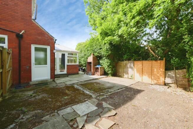 3 bed Semi-Detached for sale Image 4