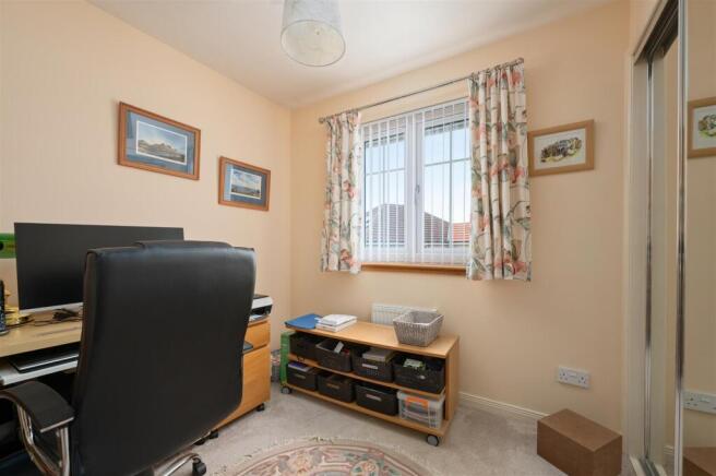 10McGregorCourt021.JPG