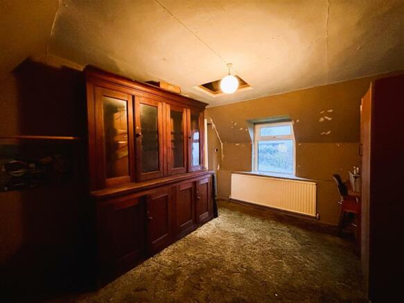 Bedroom 2.jpeg