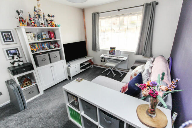 Photo 9