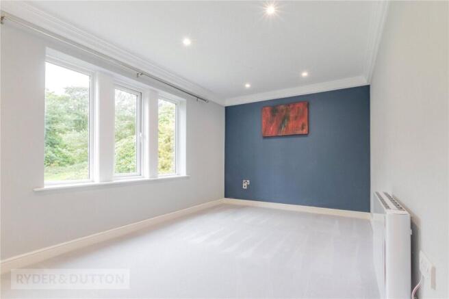 2 bed Apartment to rent Image 9