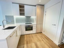 Flat 65, 5 Braeburn Mansions, Mary Neuner Road, Wood Green, London N8 0FB