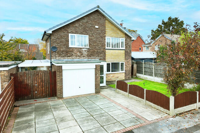 Elmwood Drive, Penwortham photo 2