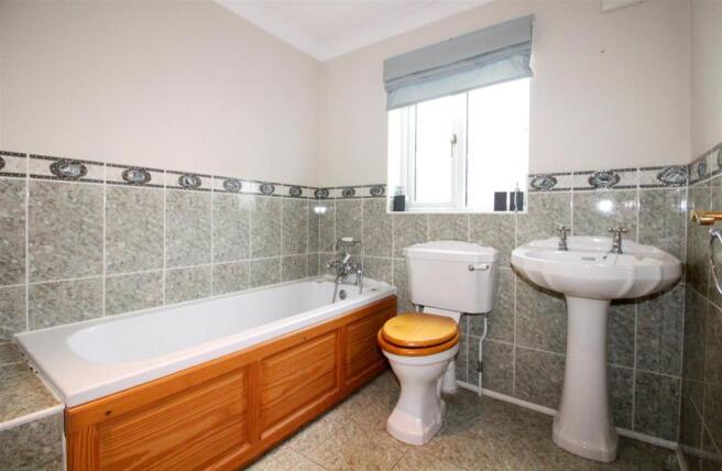 Millview Crescent_00