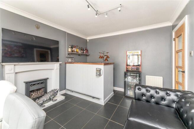 4 bed Detached for sale Image 7