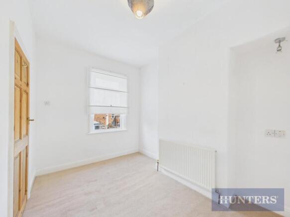 2 bed Terraced for sale Image 7