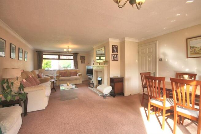 Open Plan Living Din