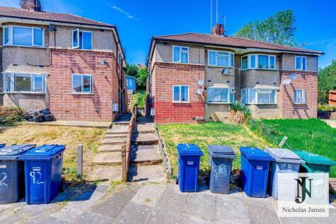 Avondale Avenue, Barnet, EN4