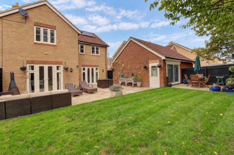 Bedgebury Place, Kents Hill, MK7