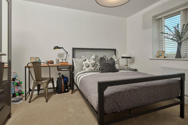 5 bed Detached for sale Image 7