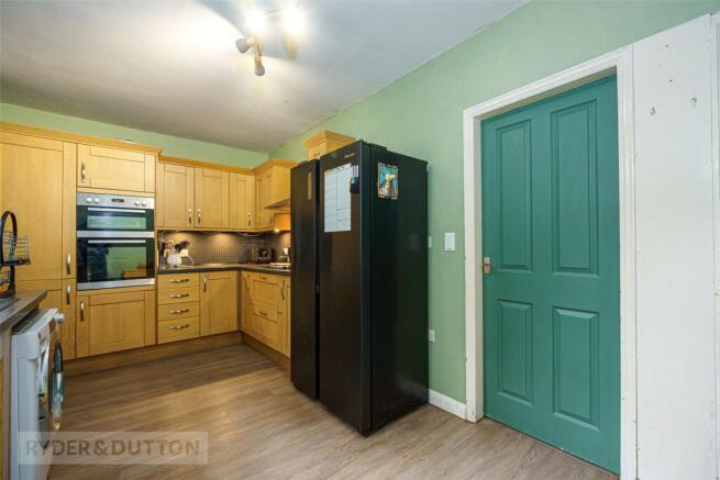 3 bed Terraced for sale Image 4