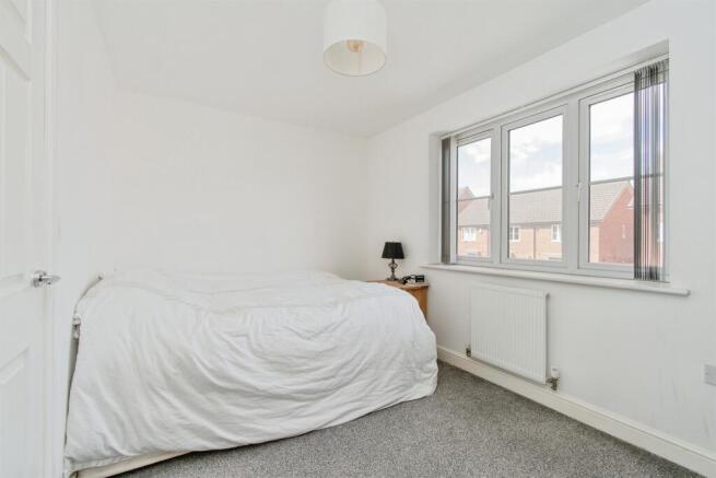 2 bed Terraced for sale Image 9