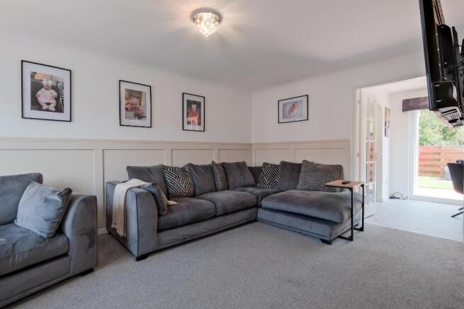 Acer Grove, Chapelhall, North Lanarkshire, ML6 photo 4