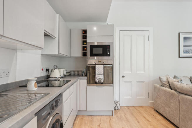 Busby Road, Flat 1/1, Clarkston, Glasgow, G76 photo 4