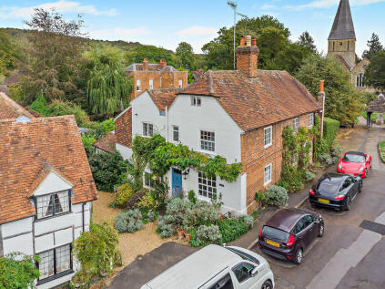 The Square, Shere