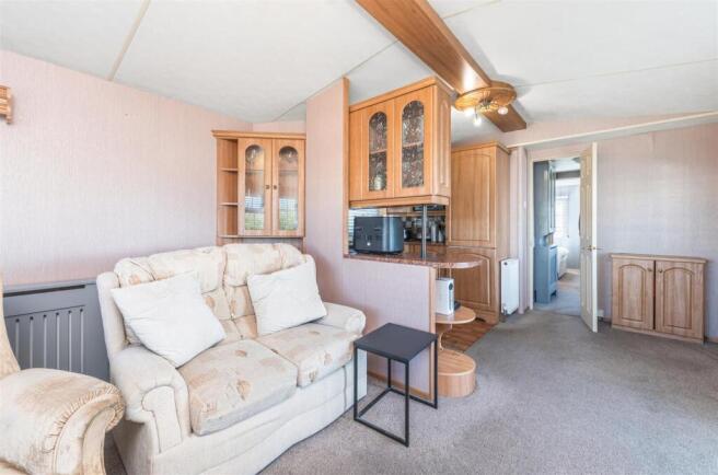 2 bed Park Home for sale Image 7